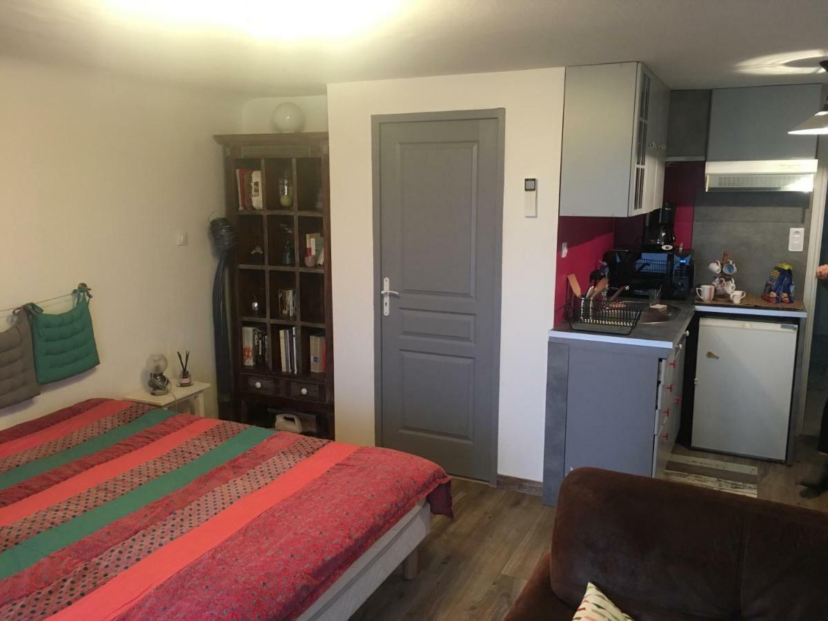 Petit Nid Douillet Apartamento Cambo-les-Bains Exterior foto