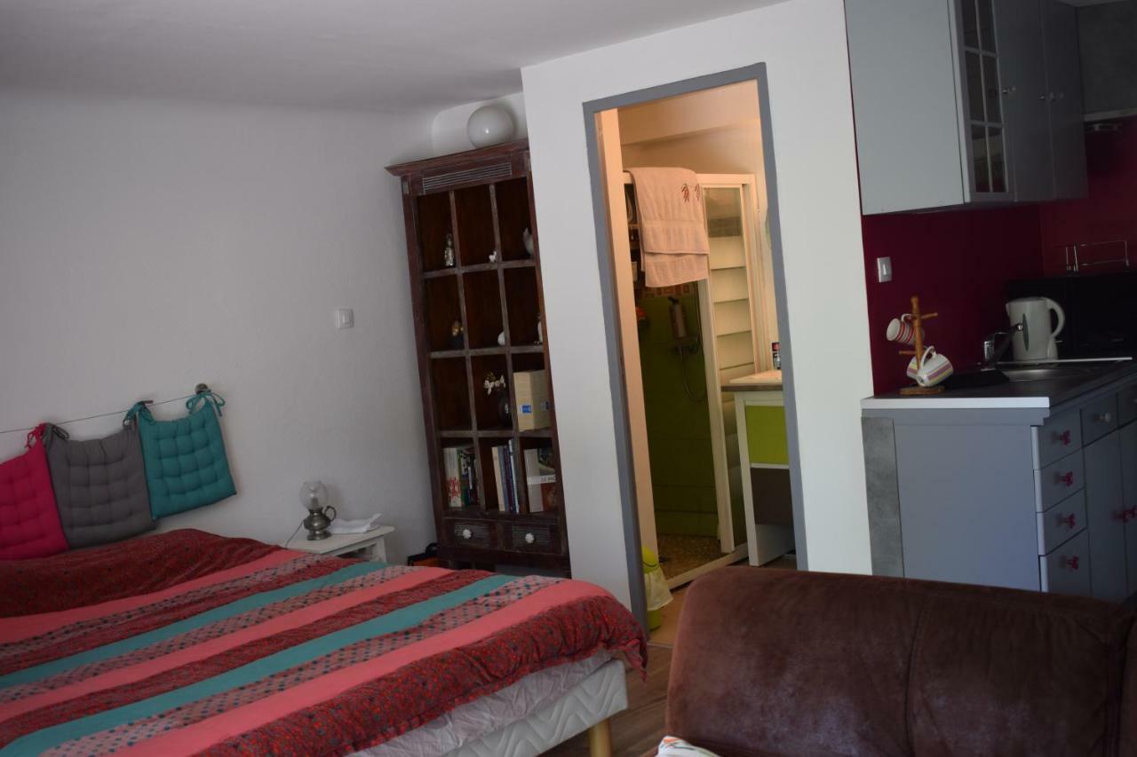 Petit Nid Douillet Apartamento Cambo-les-Bains Exterior foto
